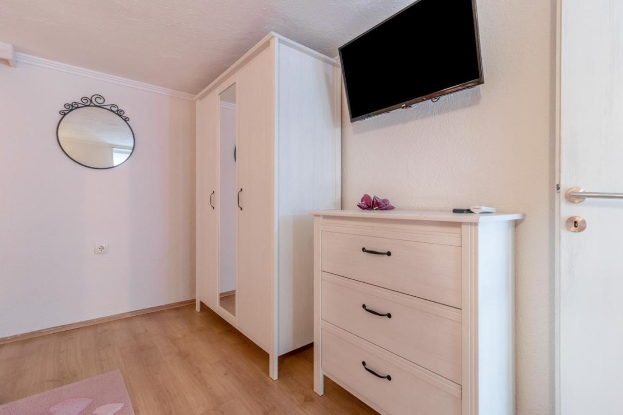 Apartments Vintage Banjol Екстериор снимка